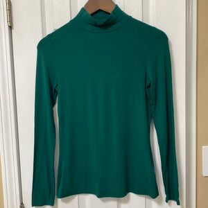 Boden knit mock neck top. NWOT. Super soft. Size 4